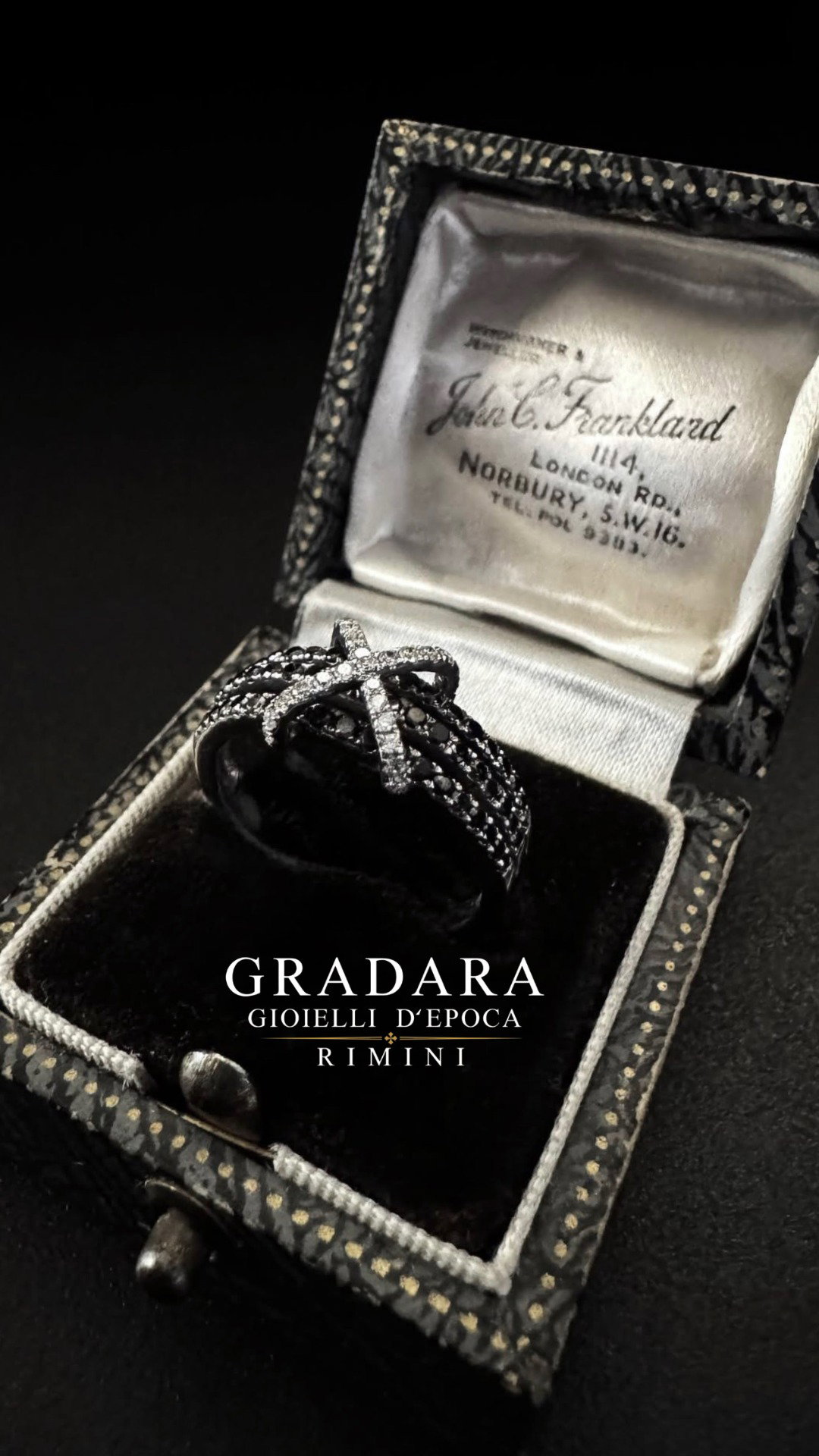 Anillo con Diamantes